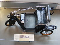 200px-1904_Cyklonette_von_oben_gesehen_-_Deutsches_Museum_Verkehrszentrum